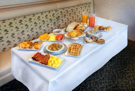 Ala Moana Hotel Breakfast Area