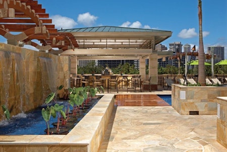 Embassy Suites Hotel - Waikiki Beach Walk Outdoor Pool