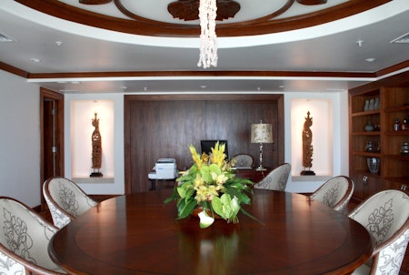 The Kahala Guestroom