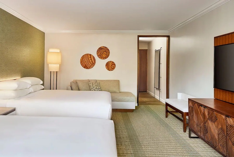 Hyatt-Regency-Maui-Resort-and-Spa-P722-Two-Queen-Beds-Facing-In.16x9