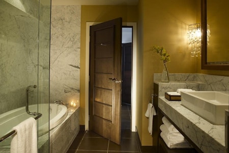Koa Kea Hotel & Resort Bathroom