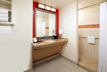 Sheraton Kona Resort & Spa at Keauhou Bay Bathroom