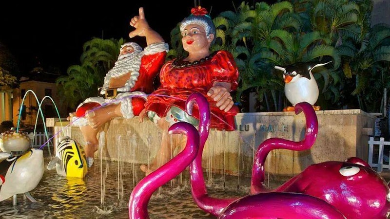 Bright Lights, Big Santa! 3 Reasons Not To Miss Honolulu City Lights