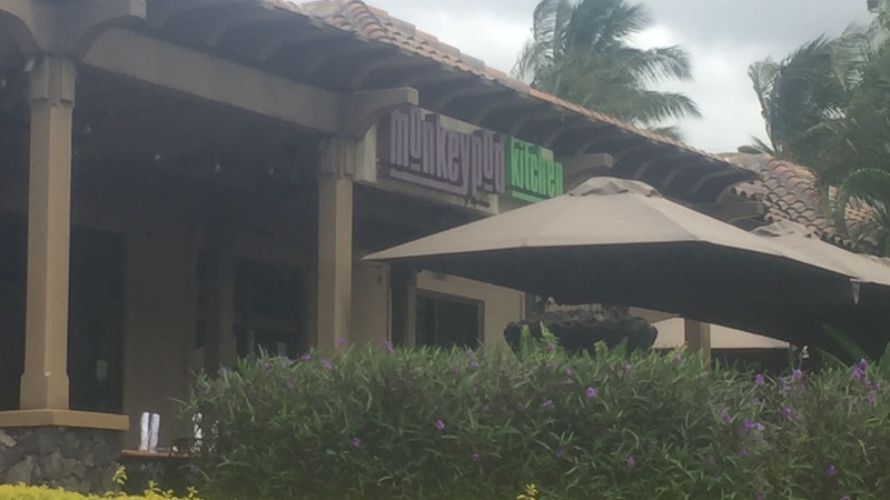 Cheap(er) Eats on Maui in Hawaii- Wailea Restaurants That Won’t Break the Bank!