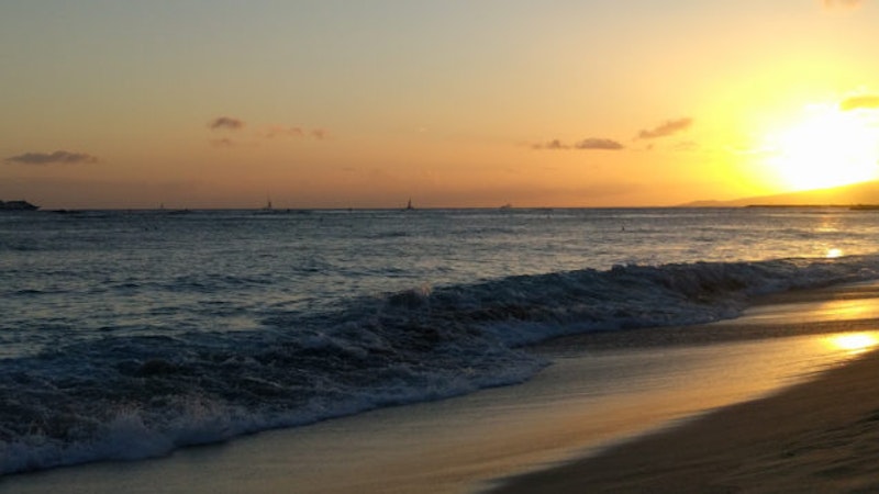 Thinking of having a Vow Renewal on Oahu? Read this!