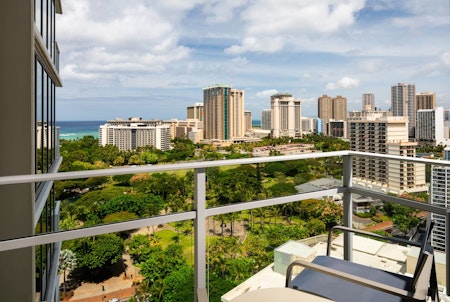 Ritz Carlton Residences - Waikiki Beach Guestroom
