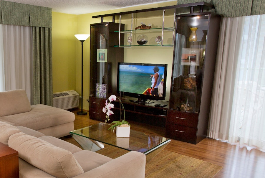 jr_suite_livingroom