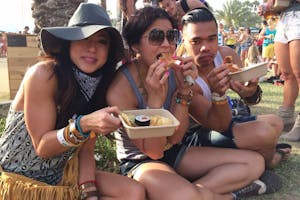 Hawaii Food Tour plate lunch people eating shrimp, katsu and local burgers