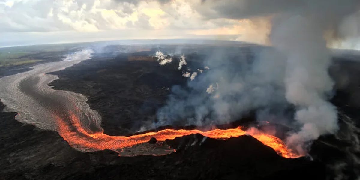 Fissure-8-lava-flow-e1533242527618 Fissure-8-lava-flow-e1533242527618