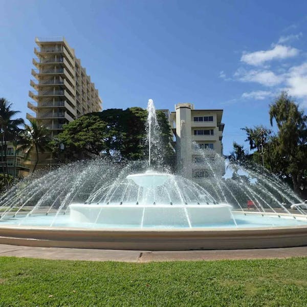 Kapiolani-Park-Fountain