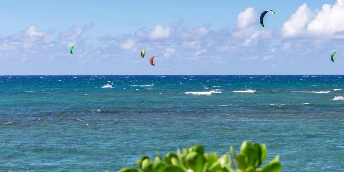 Kite-Surfers-at-Mokuleia-Beach Kite-Surfers-at-Mokuleia-Beach