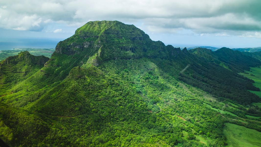 Mount-Waialeale