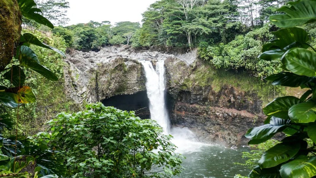 Rainbow-Falls-Hawaii-2 Rainbow-Falls-Hawaii-2
