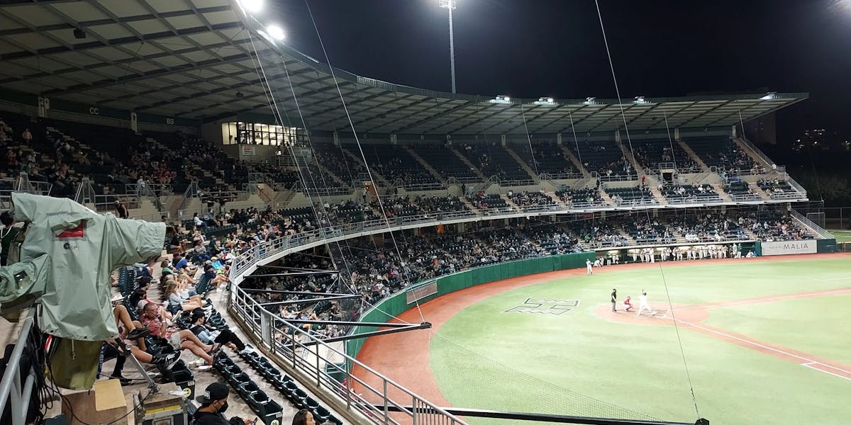 UH-Baseball-1-scaled UH-Baseball-1-scaled