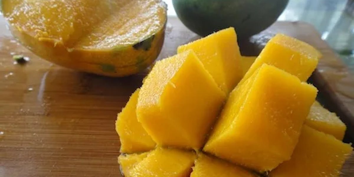 a-cube-sliced-mango a-cube-sliced-mango