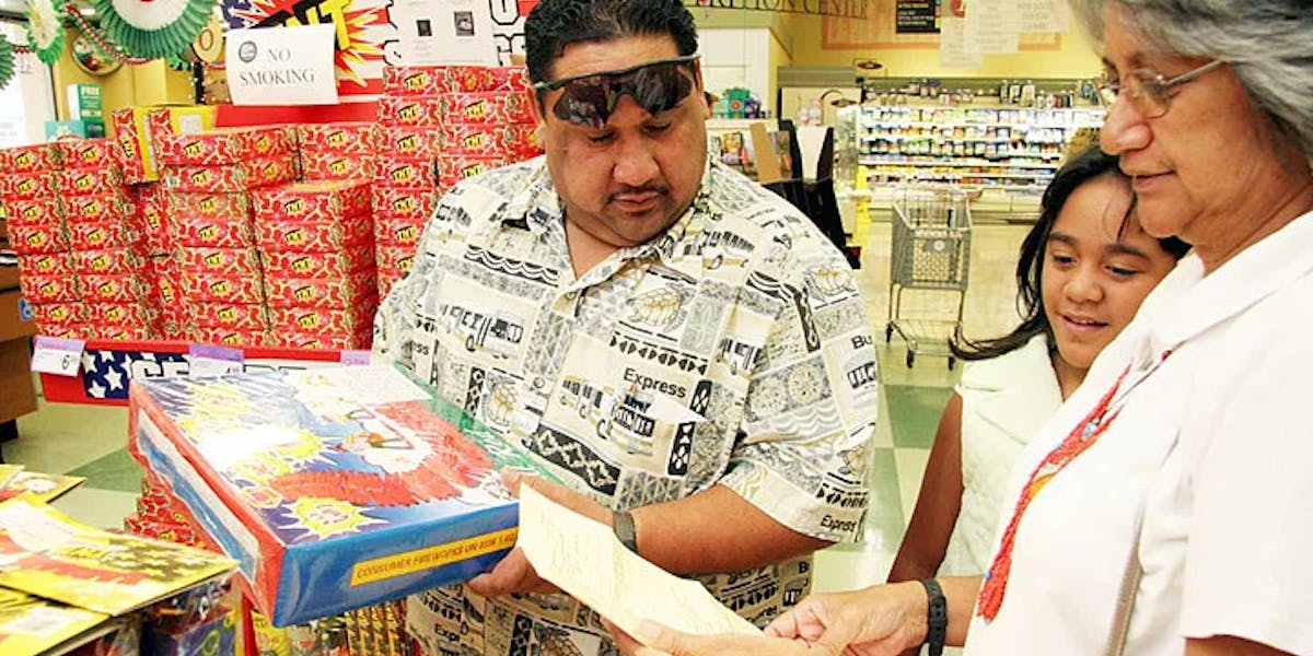 buying-fireworks buying-fireworks