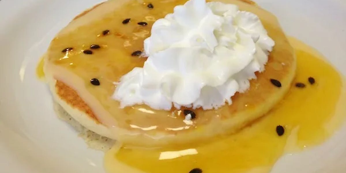 cinnamons-lilikoi-pancakes cinnamons-lilikoi-pancakes