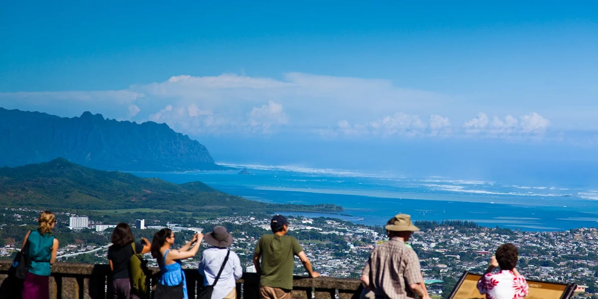 excursions-short-on-time-nuuanu-pali-lookout excursions-short-on-time-nuuanu-pali-lookout
