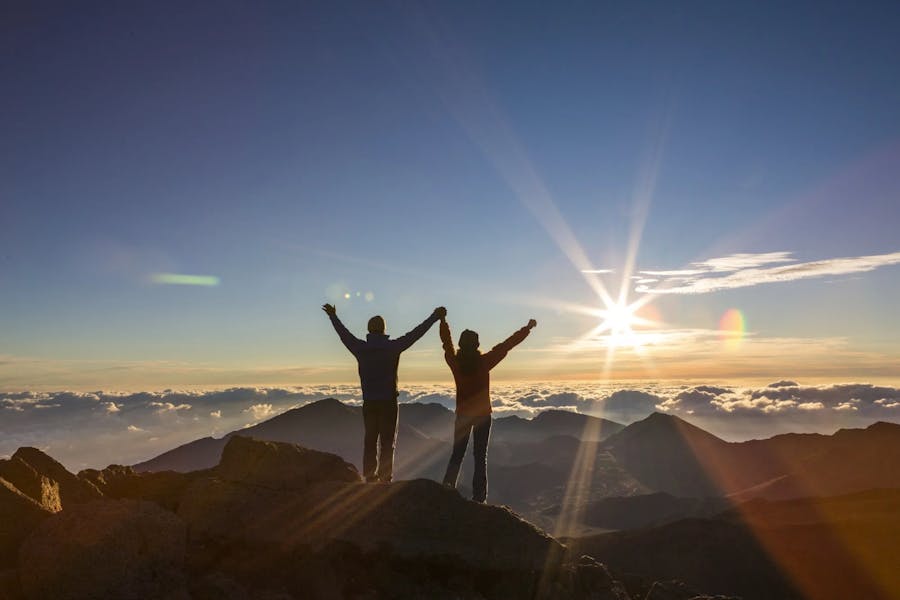 haleakala-crowding-sunrise