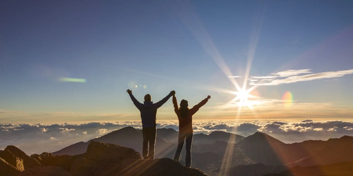 haleakala-crowding-sunrise haleakala-crowding-sunrise