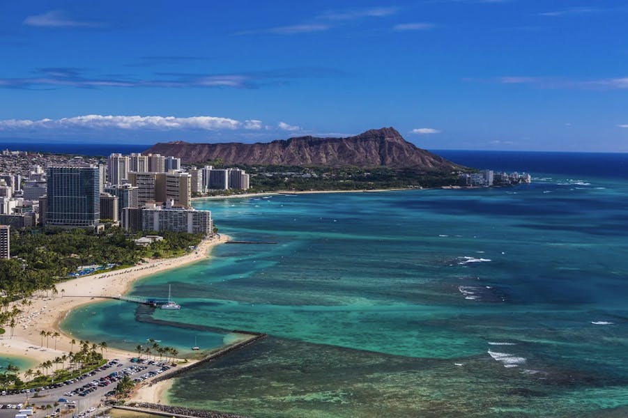 hfiveo-waikiki-beach