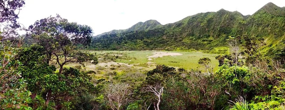kaau-crater-panorama