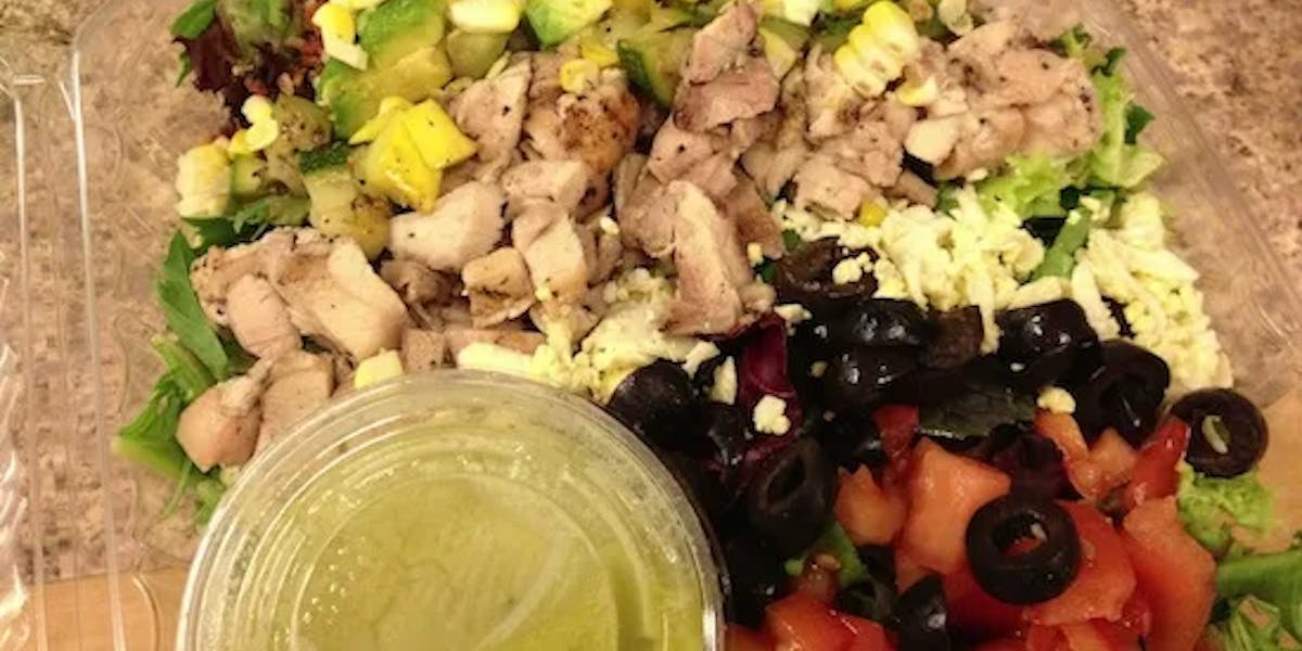 kakaako-kitchen-cobb-salad kakaako-kitchen-cobb-salad