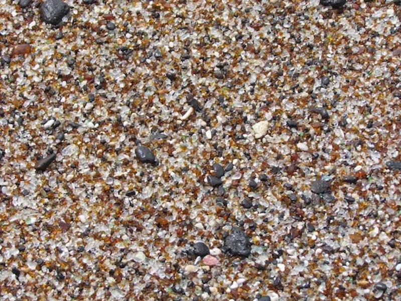 kauai-glass-beach