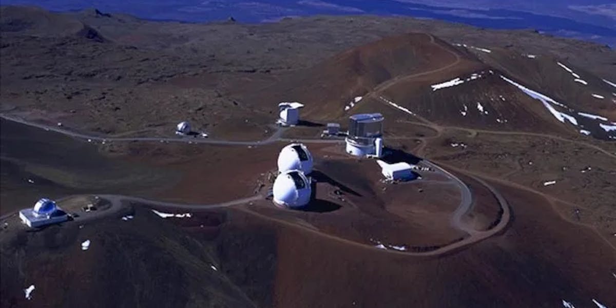 mauna-kea-oberservatories mauna-kea-oberservatories