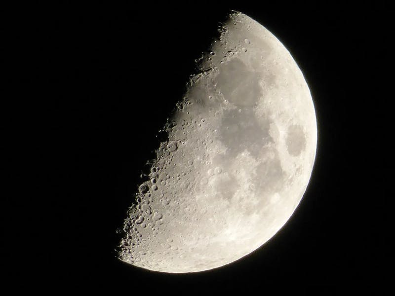 moon-588471_1280