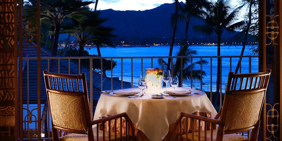 most-romantic-restaurants-la-mer most-romantic-restaurants-la-mer