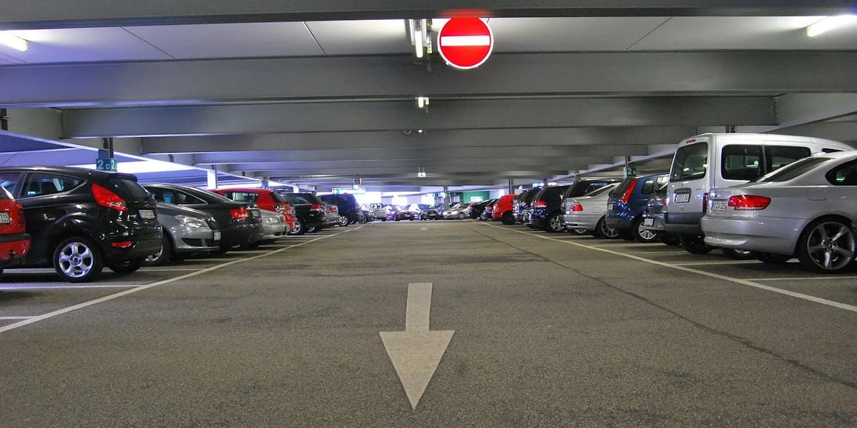 parking-219767_1280 parking-219767_1280