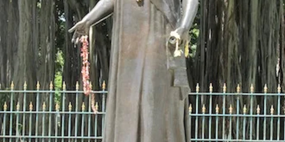 queen-liliuokalani-statue queen-liliuokalani-statue